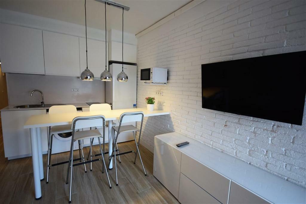 Apartamento Playa Mar กาสเตย์เดเฟลส์ ภายนอก รูปภาพ
